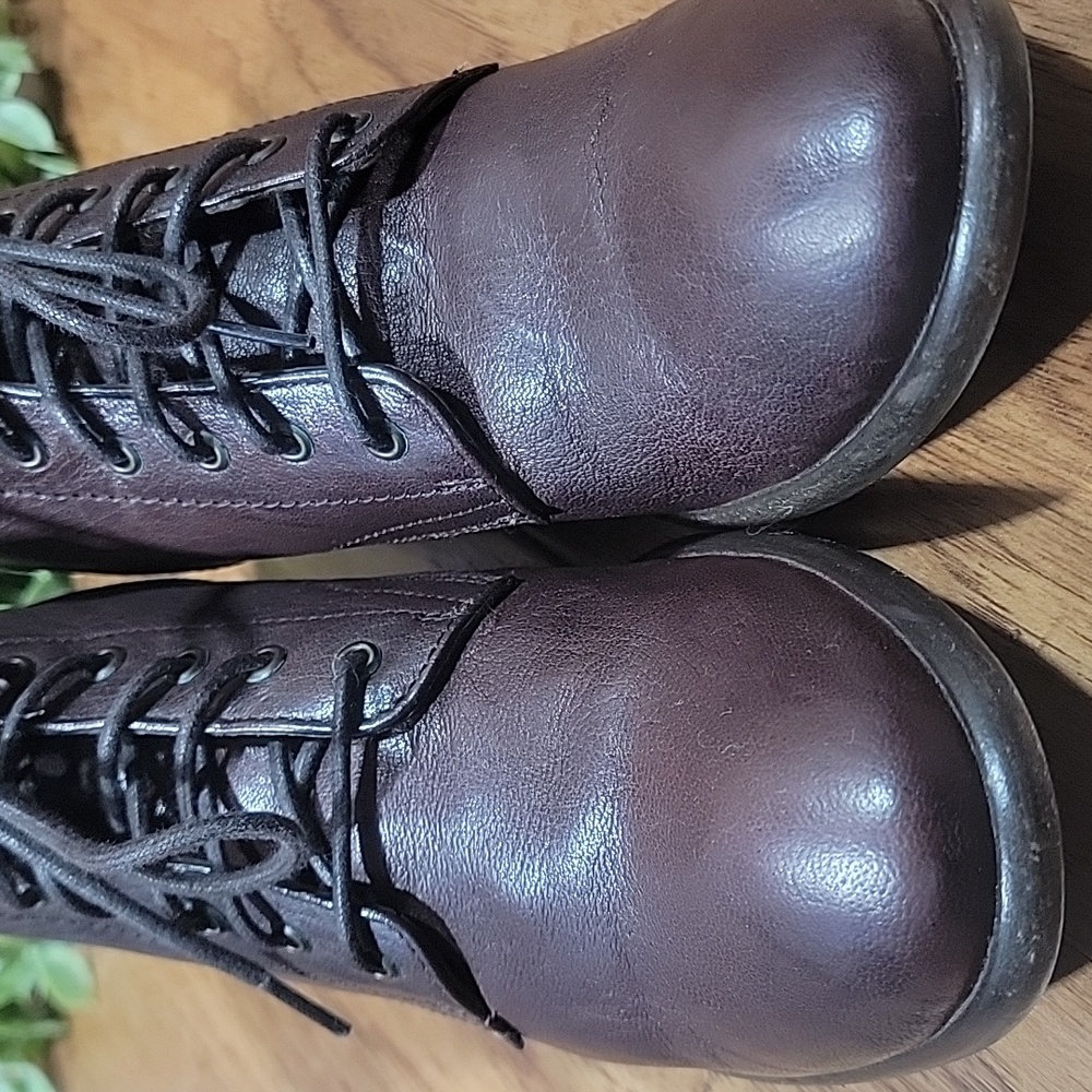 Vintage Frye Carson Dark Brown Leather Lace Up Booties - Picture 7 of 16